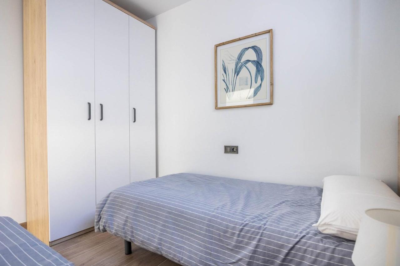 Nervion Suites 1 - Vacacional Sevilla Экстерьер фото