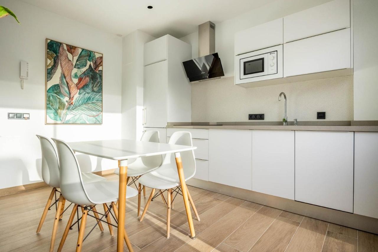 Nervion Suites 1 - Vacacional Sevilla Экстерьер фото