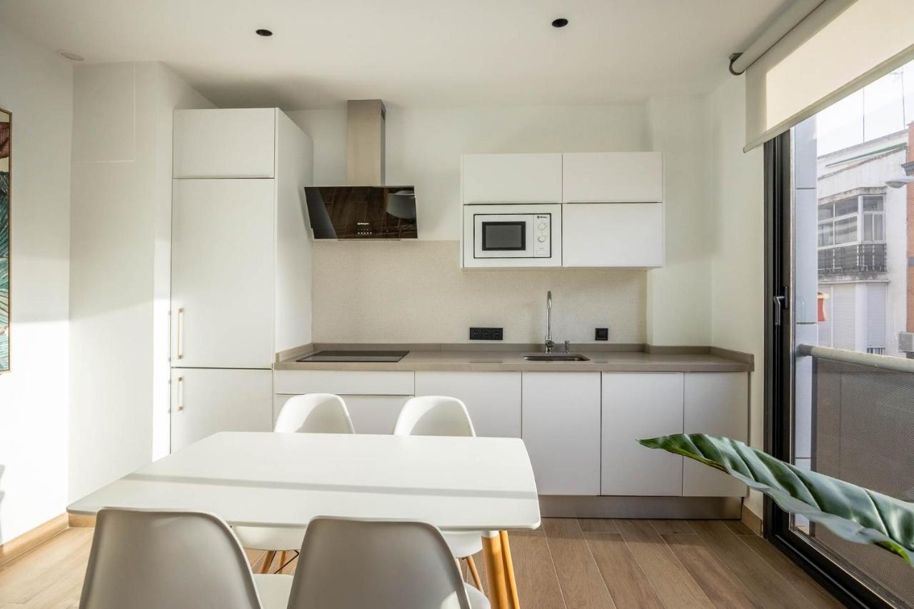 Nervion Suites 1 - Vacacional Sevilla Экстерьер фото