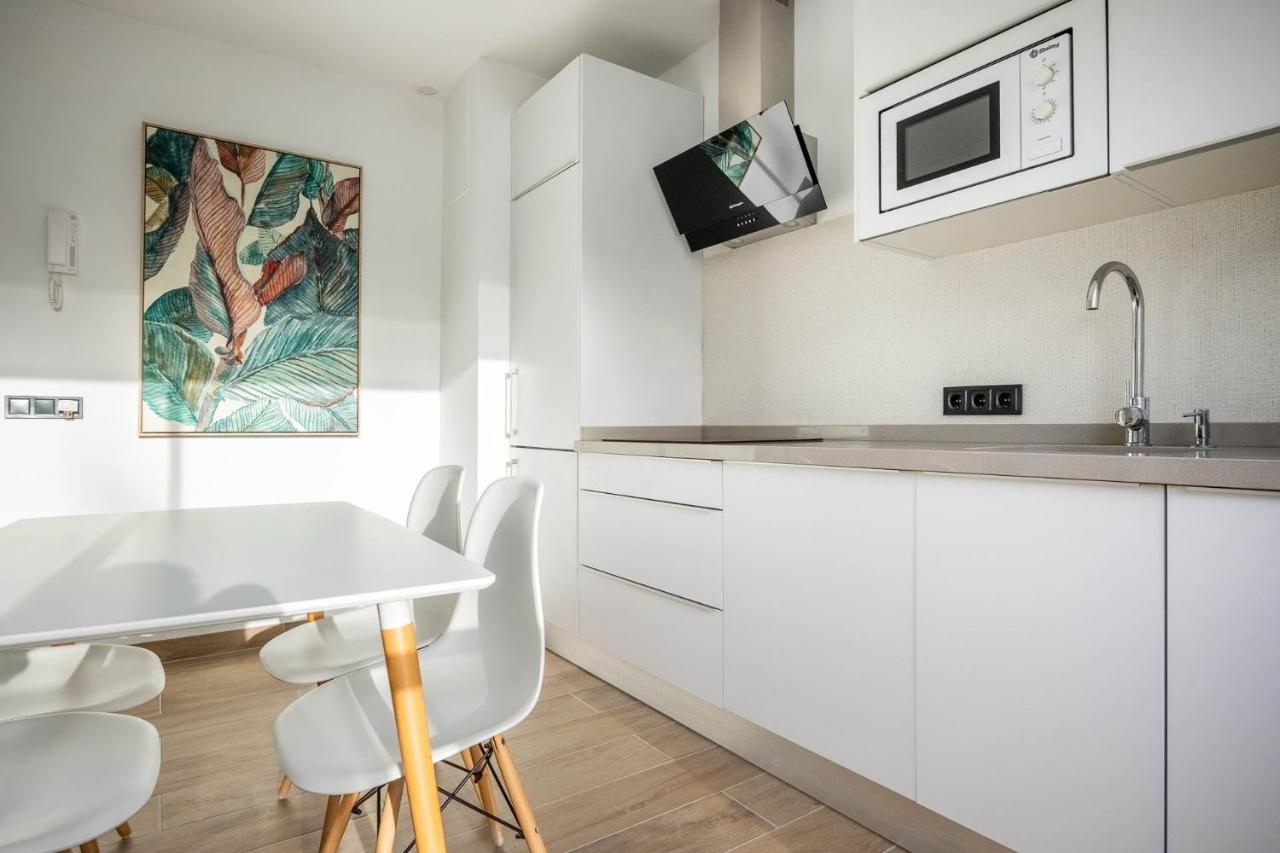 Nervion Suites 1 - Vacacional Sevilla Экстерьер фото