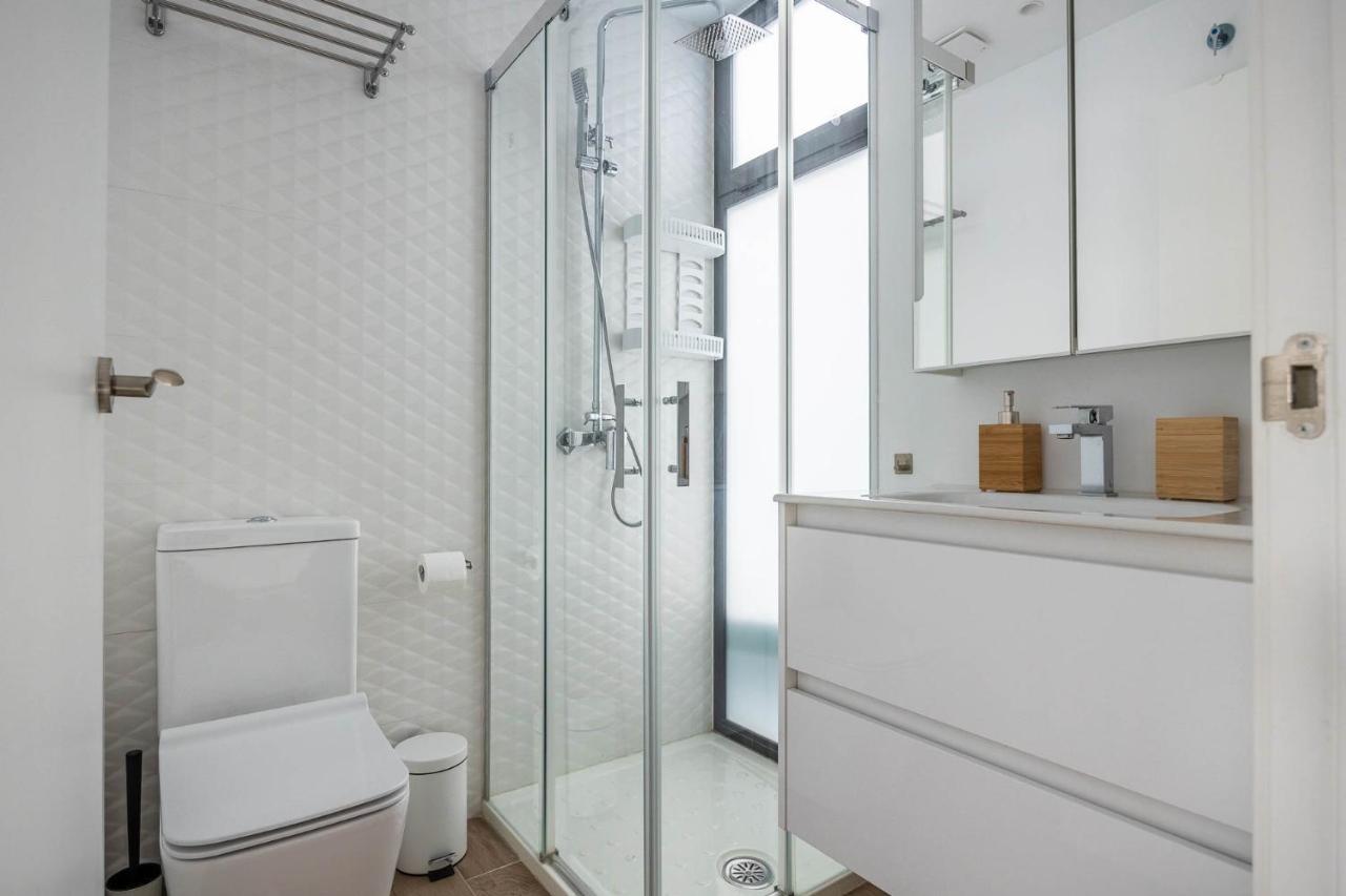 Nervion Suites 1 - Vacacional Sevilla Экстерьер фото