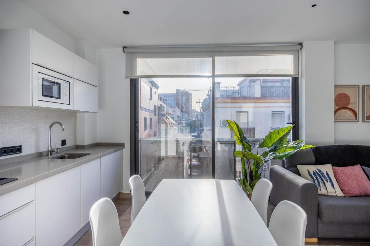 Nervion Suites 1 - Vacacional Sevilla Экстерьер фото